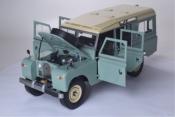 1/8 maquette à construire LAND ROVER VERSION LONGUE -IXO- IXO - LAND précommande